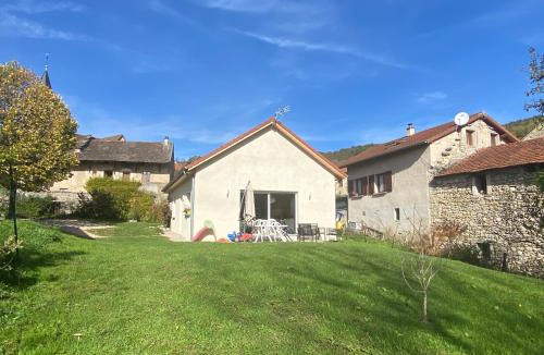 Lompnaz House | Au Moryllon