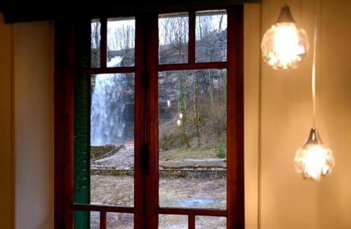 Bonlieu Bed & Breakfast | Au Moulin des Fées - Maison d'hôtes Cascades du Hérisson
