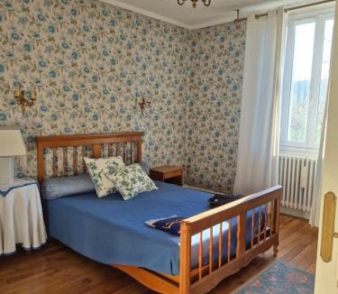 Saint-Laurent-les-Tours House | Au Moulin de Gary