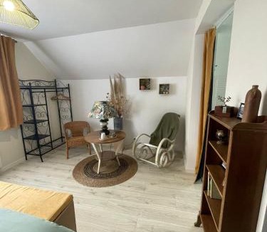 Le Mont-Saint-Adrien Bed & Breakfast | Au Nid du MONT