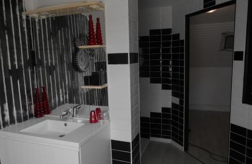 Beauvais Apartment | Au Nid du Thil