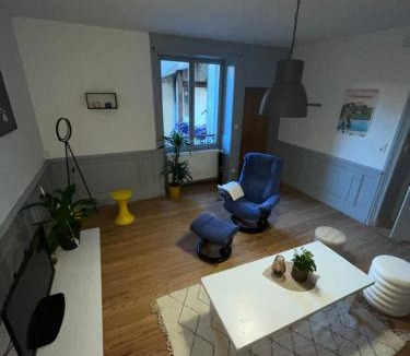 Marnay Apartment | Au passage