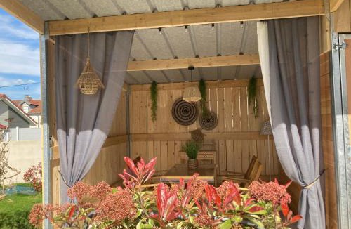 Beaucourt House | Au passe temps