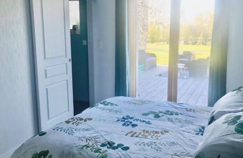 La Chapelle-Caro Bed & Breakfast | Au petit bonheur de Claire et Jo