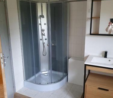 Hautefage-la-Tour Bed & Breakfast | AU Petit Bonheur