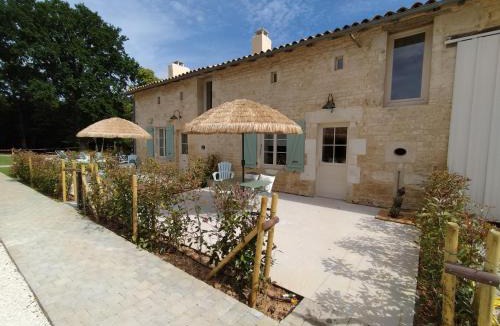 Lorigne House | Au Petit Bonheur de Lorigné