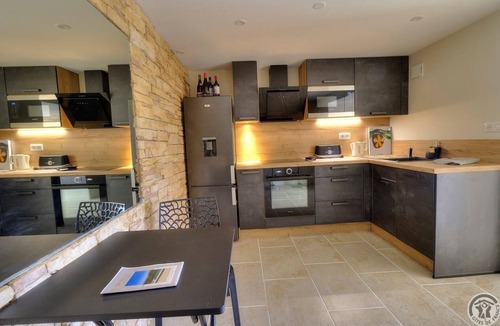 Charnay House | Au Petit Fontainebleau