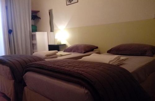 Anglade House | Au petit lieu-dit