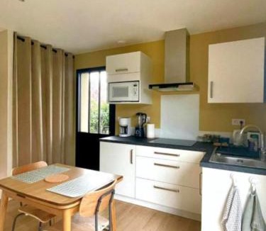 Montbert House | Au Petit Manoir