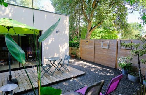 Montbert House | Au Petit Manoir