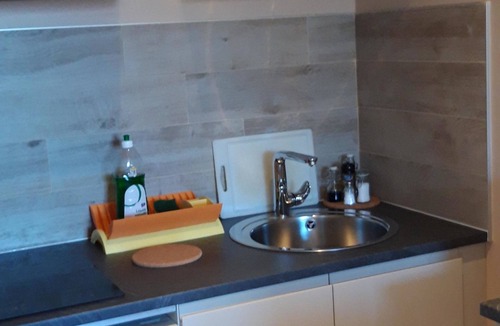 Brison-Saint-Innocent Apartment | Au Petit Nice