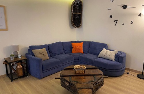 Givry House | Au Petit Pressoir