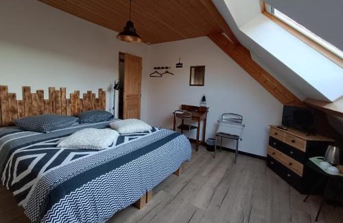 Alembon Bed & Breakfast | Au pied de la colline