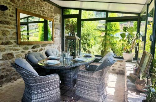 Bourganeuf House | Au Pied du Frêne