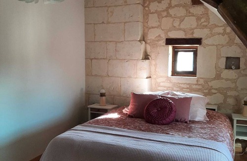 Gennes-Val-de-Loire Bed & Breakfast | AU PIED DU LAVOIR
