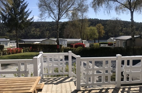 Caurel Ski Chalet | AU Pied DU LAC ET Plage Chalet 35m2 Tout Confort Wifi