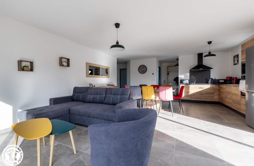 Montaigut-le-Blanc House | Au Plaisir des Bois - Montaigut LE Blanc