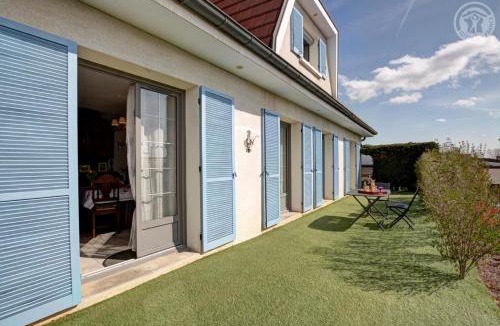 Chazelles-sur-Lyon Bed & Breakfast | Au plein soleil