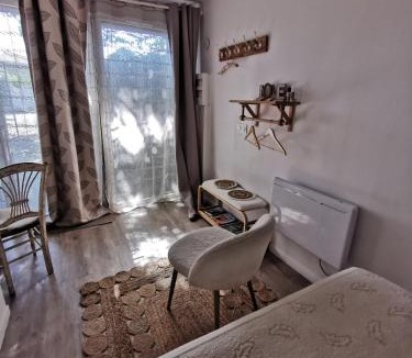 Basse-Goulaine Bed & Breakfast | Au Poème du Chêne, Logement indépendant, Calme, Parking gratuit