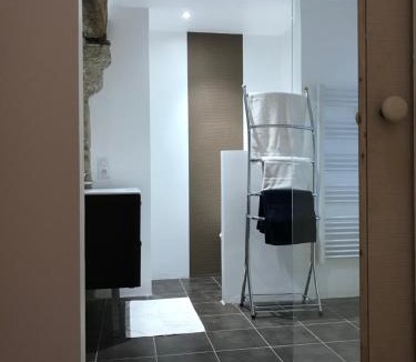 Noyers-sur-Serein Apartment | Au poids du Roy