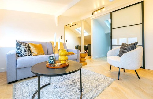 Les Lilas Hotel | Au portes de Paris, Les lilas cosy et chaleureux