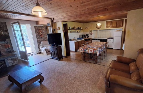 Saint-Pierre-de-Trivisy House | Au pré vert - SAINT PIERRE DE TRIVISY