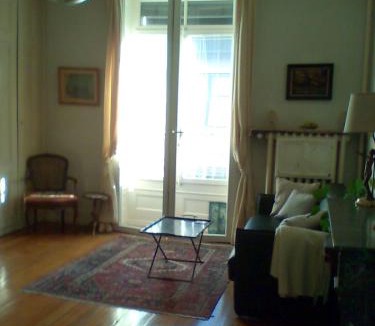 Saint-Jean and Charmilles House | Au premier