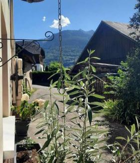 Faverges-Seythenex Bed & Breakfast | Au Refuge de Blanche