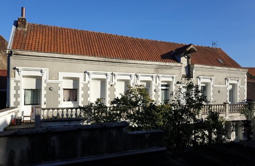 Saint-Amand-les-Eaux Apartment | Au Relais Des Thermes