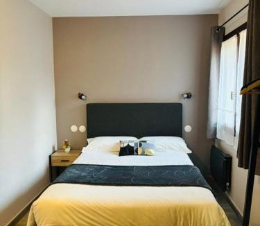 Labastide-dArmagnac Hotel | Au Relais Gascon