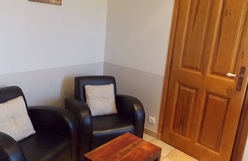 Bagnols-en-Foret Hotel | Au Relais Provencal