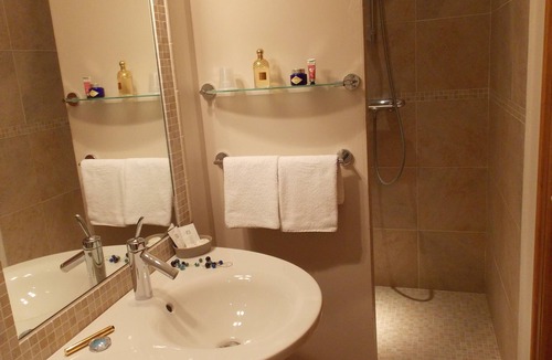 Bagnols-en-Foret Hotel | Au Relais Provencal