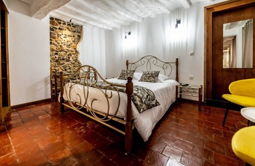 Gommegnies Hotel | Au Repos De La Licorne