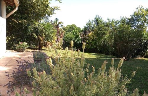 Treziers House | Au Repos