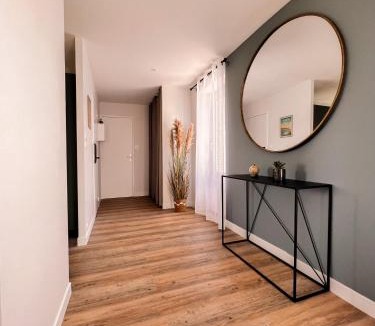 Redon Apartment | Au Roupillon du Canal