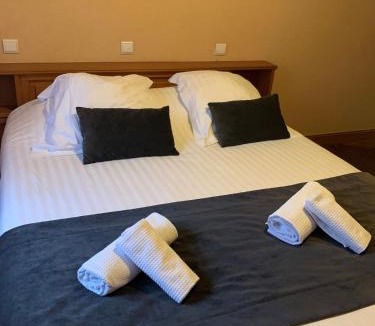 Lorris Hotel | Au Sauvage