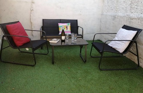 Auxerre Apartment | Au vert à la ville