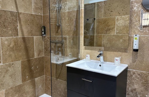 Chateau-Chinon Hotel | Au Vieux Morvan