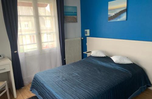 Villers-Bocage Hotel | Au Vieux Puits