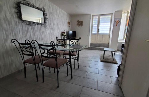 Aubeterre-sur-Dronne House | Aubaterra
