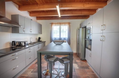 Vesseaux Villa | AUBENAS-VALS LES BAINS- VALLON PONT D'ARC BEAUTIFUL NEW CLIAMTIZED VILLA
