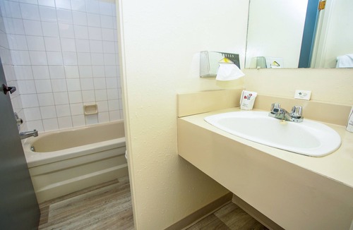La Pocatiere Hotel | Auberge Cap Martin
