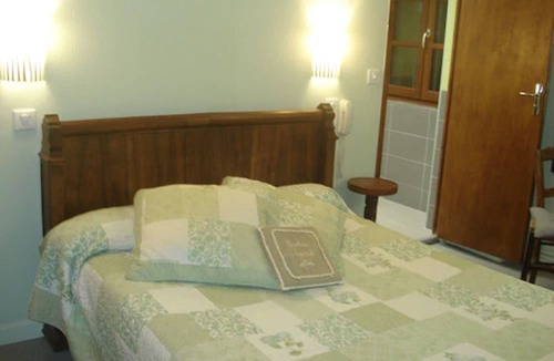 Saint-Cyprien-sur-Dourdou Hotel | Auberge Aux Portes de Conques