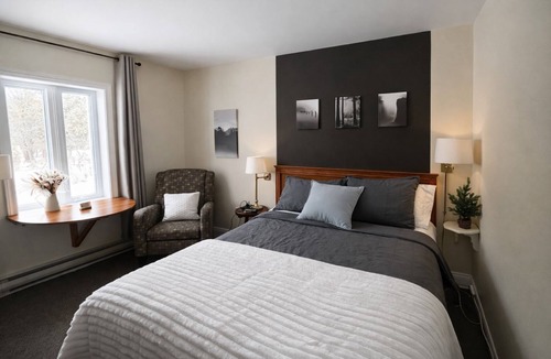 Saint-Joseph-de-la-Rive Hotel | Auberge Beauséjour