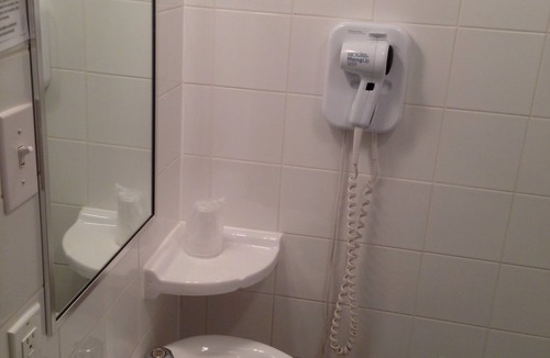 Chicoutimi House | Auberge Centre-Ville
