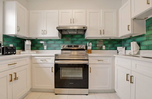 Coquina Gables Condo | *Auberge Chic*| Fleurs |Sun, Surf & Relaxation
