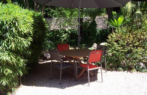 Aveze Hotel | Auberge Cocagne