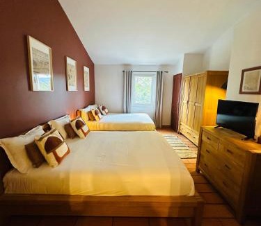 Entrechaux Hotel | Auberge d'Anais