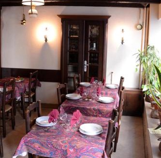 Villefranche-de-Rouergue Hotel | Auberge de la Poste