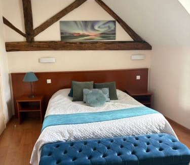 Beaumont-Pied-de-Boeuf Hotel | Auberge de Beaumont